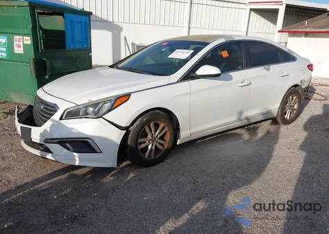 2017 Hyundai Sonata Se z USA, uszkodzony, nr VIN 5NPE24AFXHH487149